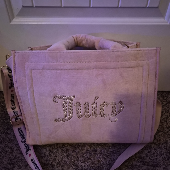 Juicy Couture Handbags - Juicy Couture Pink Shoulder Bag